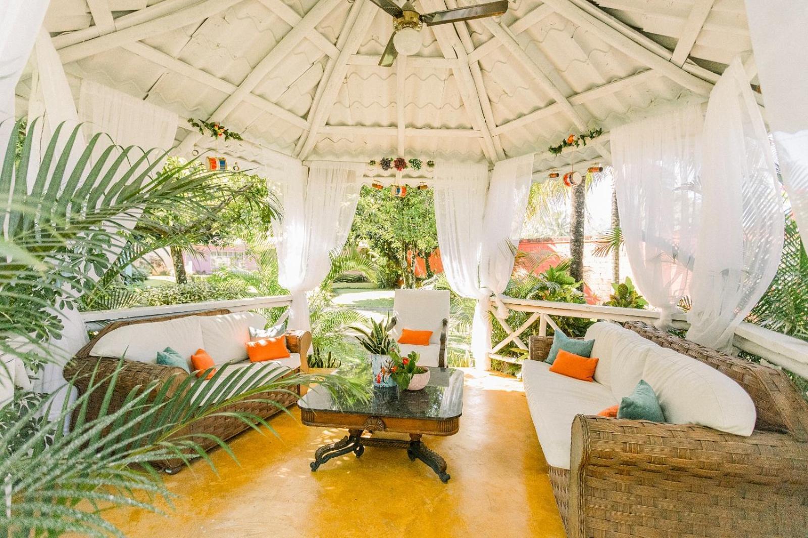 Guacamayos Hotel Bonao Eksteriør bilde