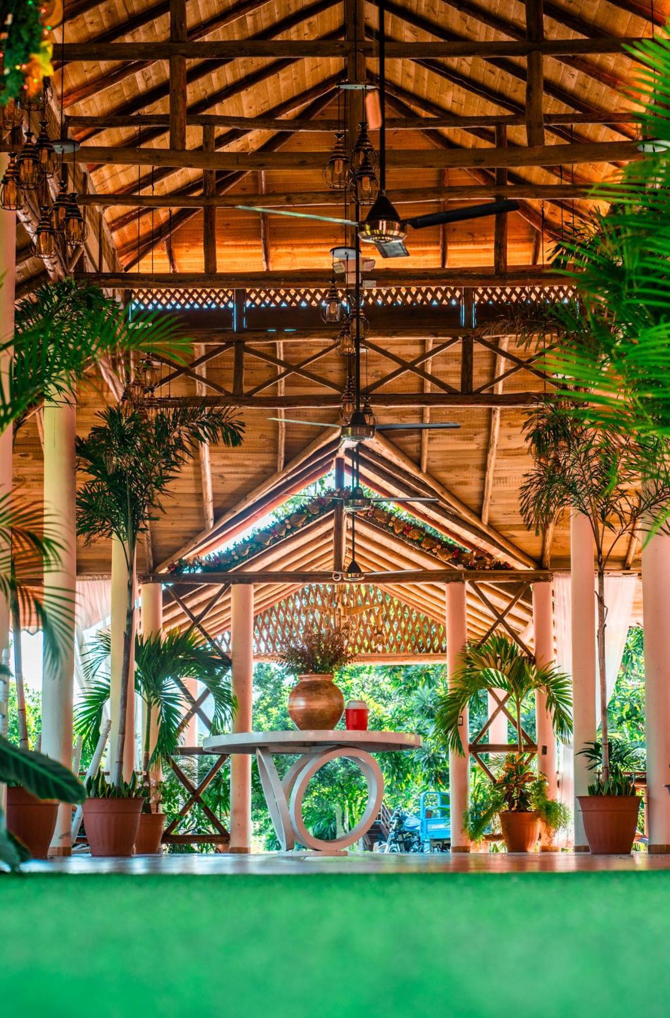 Guacamayos Hotel Bonao Eksteriør bilde