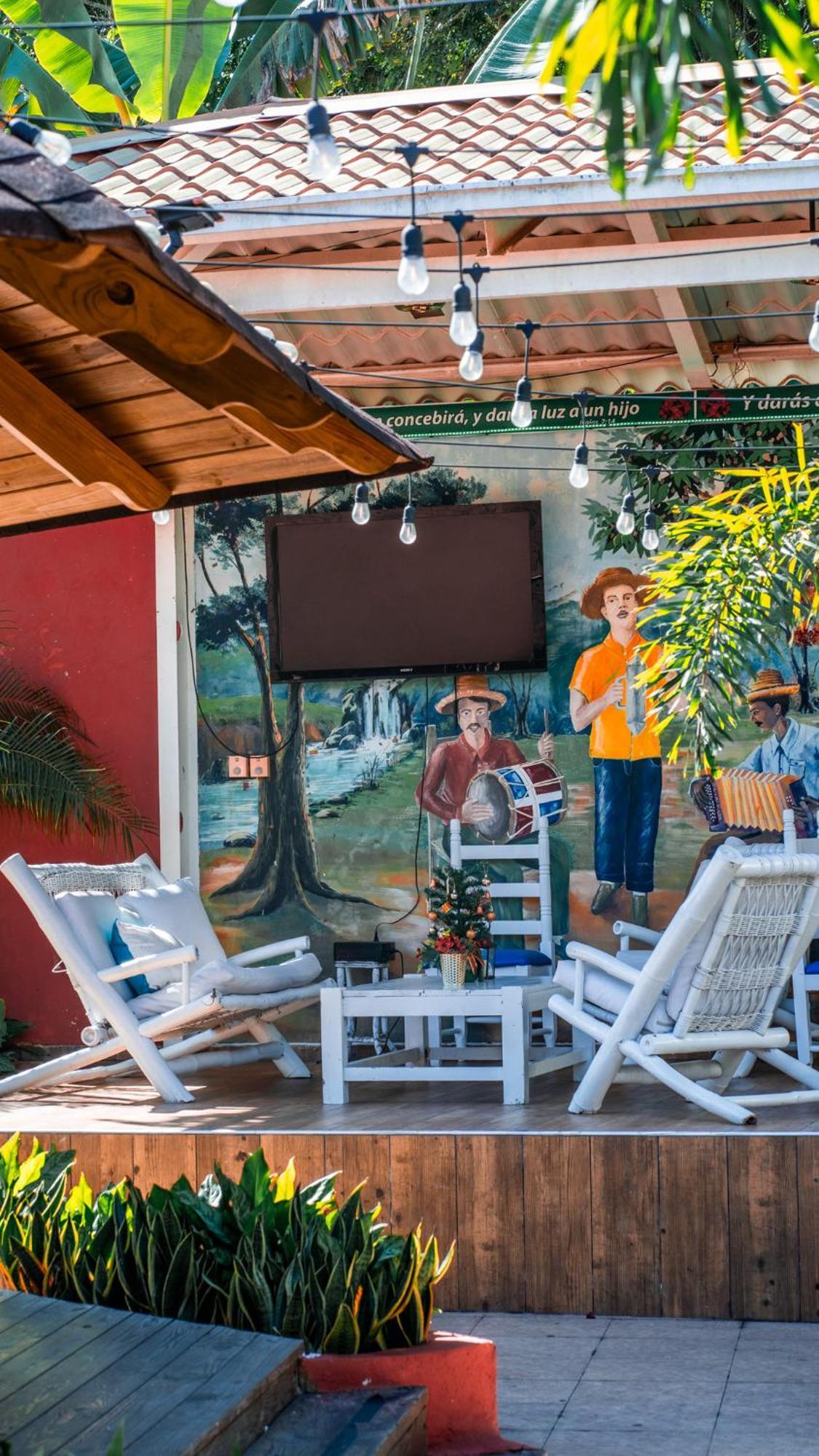Guacamayos Hotel Bonao Eksteriør bilde